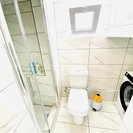 Exclusive Larnaca - 8 Sleeps - 2 Min From - Big Private Pool * بيلا