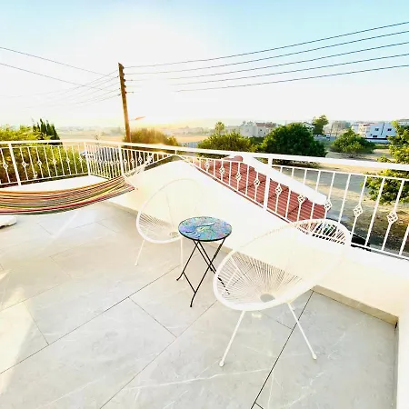 Exclusive Larnaca - 8 Sleeps - 2 Min From - Big Private Pool بيلا