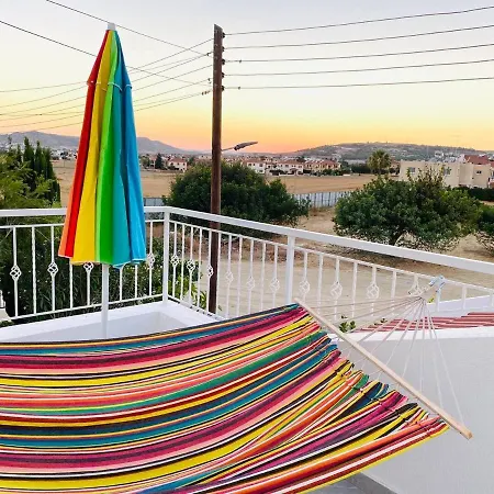Exclusive Larnaca - 8 Sleeps - 2 Min From - Big Private Pool * Pyla