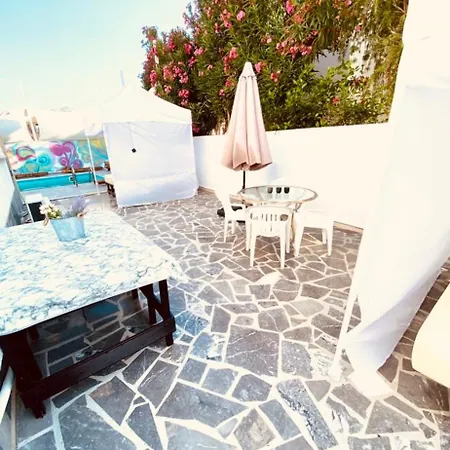 Exclusive Larnaca - 8 Sleeps - 2 Min From - Big Private Pool Vilă